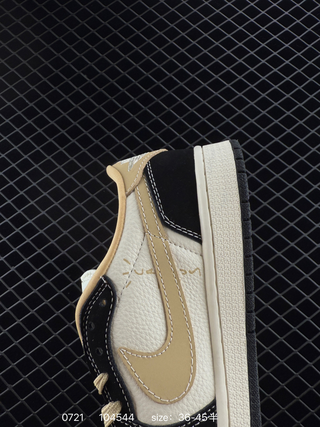 Nike Air Jordan 1 x Travis Scott